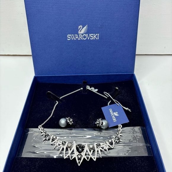 SWAROVSKI Sign Fantastic Floral Spike Necklace & Earring Set - Picture 10 of 10